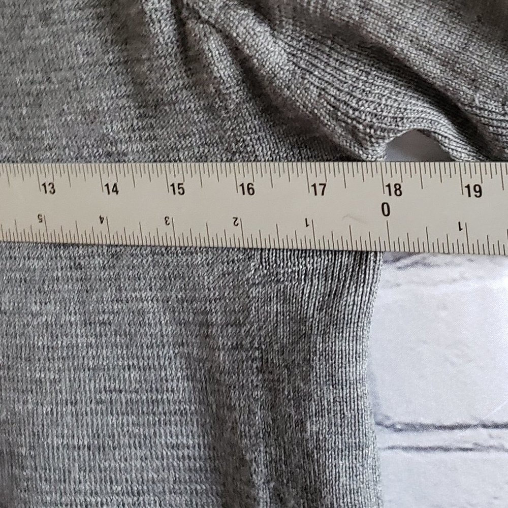 Lululemon Sweater - Picture 2 of 6